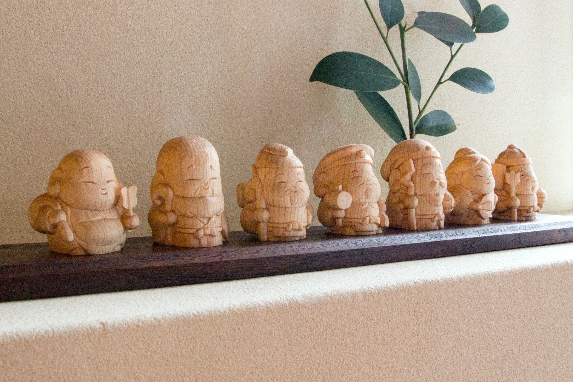 木彫り彫刻を販売している工房・伊川彫刻店はお客様の理想を叶えます
