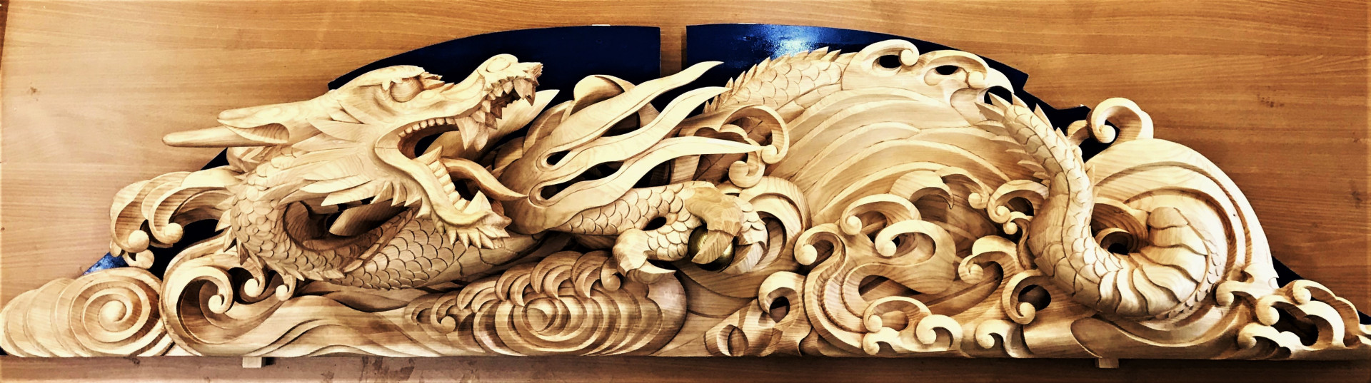 徳島県海部郡の神社のだんじりに取り付ける龍の彫刻です！